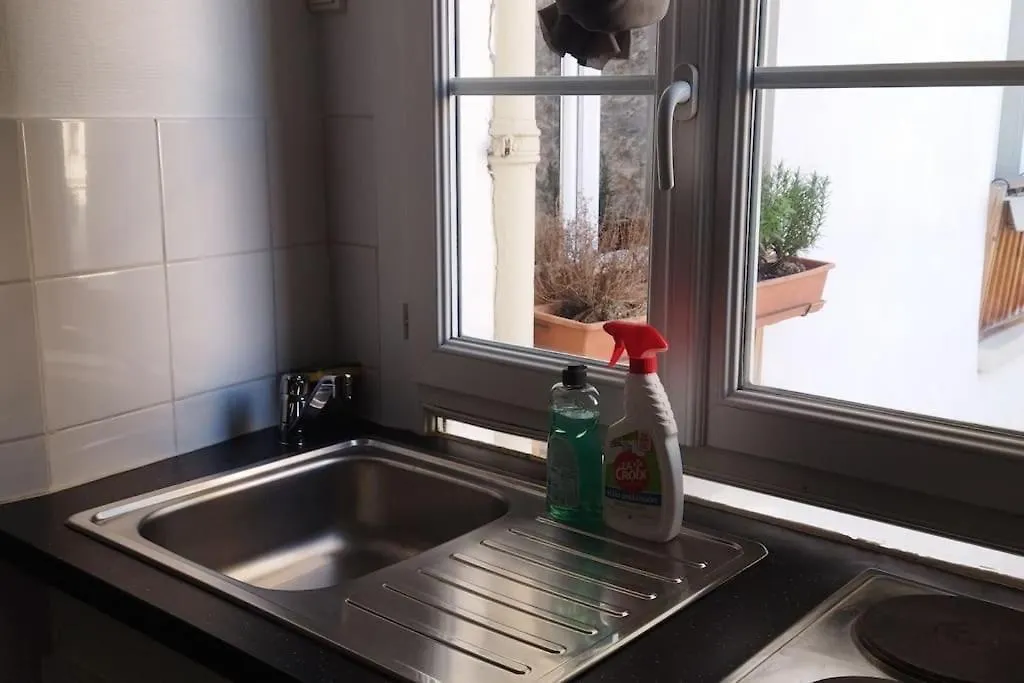 Petit Renove Proche Place Republique 75011 Apartment Paris